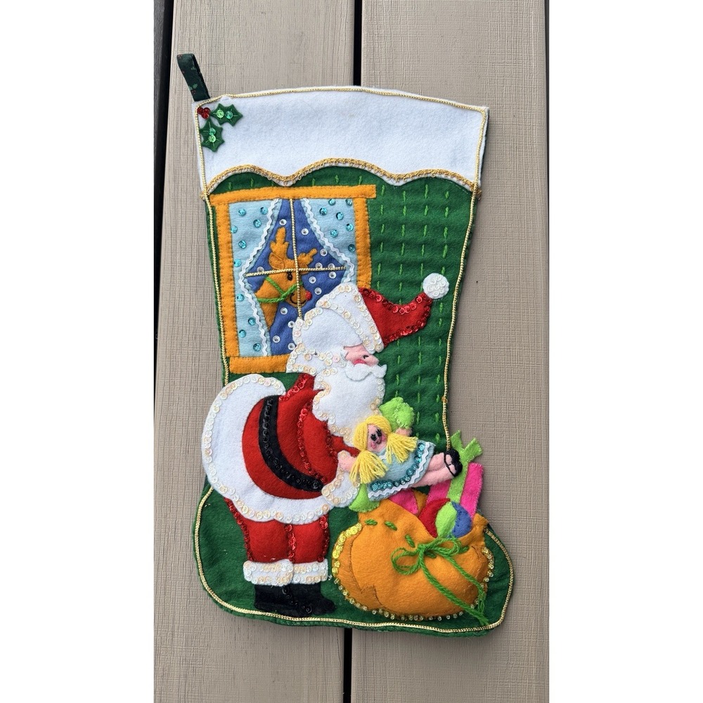 Vtg Bucilla Christmas Stocking Completed Beaded Sequin Felt Santa Presents EUC